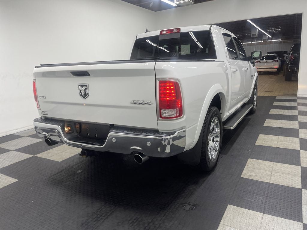 2018 RAM 1500 Laramie Crew Cab 4x4 5'7' Box