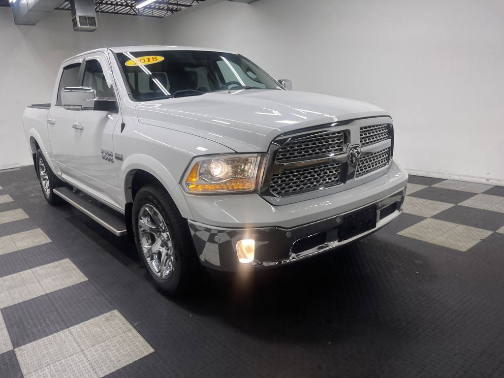 2018 RAM 1500 Laramie Crew Cab 4x4 5'7' Box