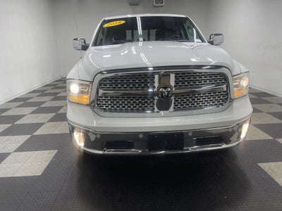 2018 RAM 1500 Laramie Crew Cab 4x4 5'7' Box