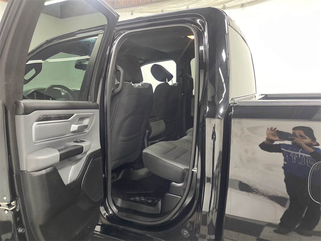 2022 RAM 1500 Big Horn Quad Cab 4x4 6'4' Box