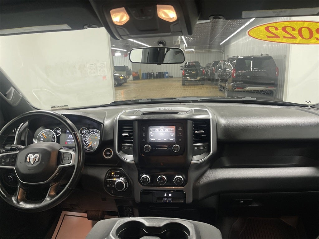 2022 RAM 1500 Big Horn Quad Cab 4x4 6'4' Box