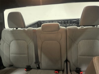 2022 RAM 1500 Big Horn Quad Cab 4x4 6'4' Box