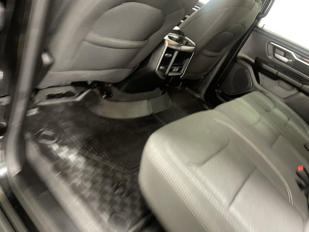 2024 RAM 1500 Big Horn Crew Cab 4x4 5'7' Box