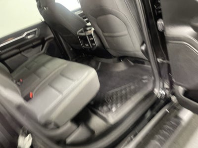 2024 RAM 1500 Big Horn Crew Cab 4x4 5'7' Box