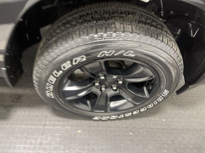 2024 RAM 1500 Big Horn Crew Cab 4x4 5'7' Box