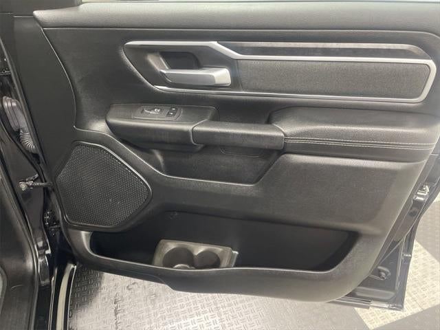 2020 RAM 1500 Big Horn Crew Cab 4x4 5'7' Box