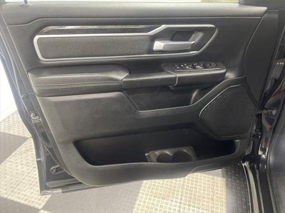2020 RAM 1500 Big Horn Crew Cab 4x4 5'7' Box