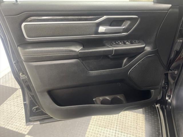 2020 RAM 1500 Big Horn Crew Cab 4x4 5'7' Box