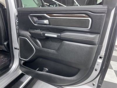 2022 RAM 1500 Laramie Crew Cab 4x4 5'7' Box