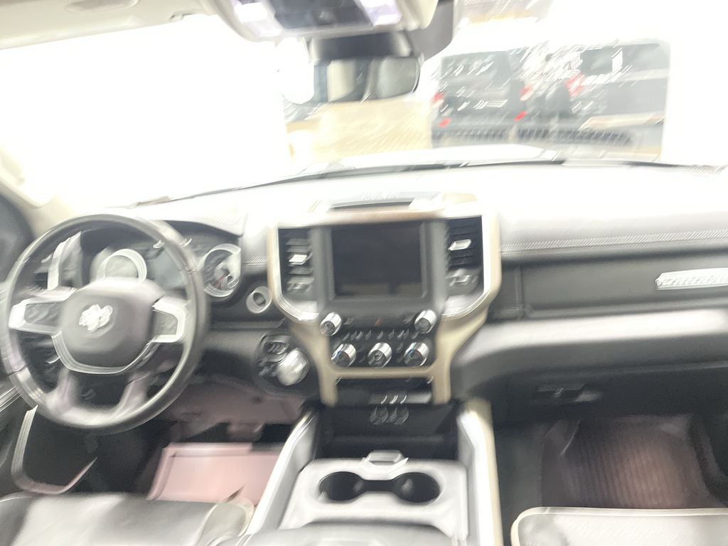 2022 RAM 1500 Laramie Crew Cab 4x4 5'7' Box