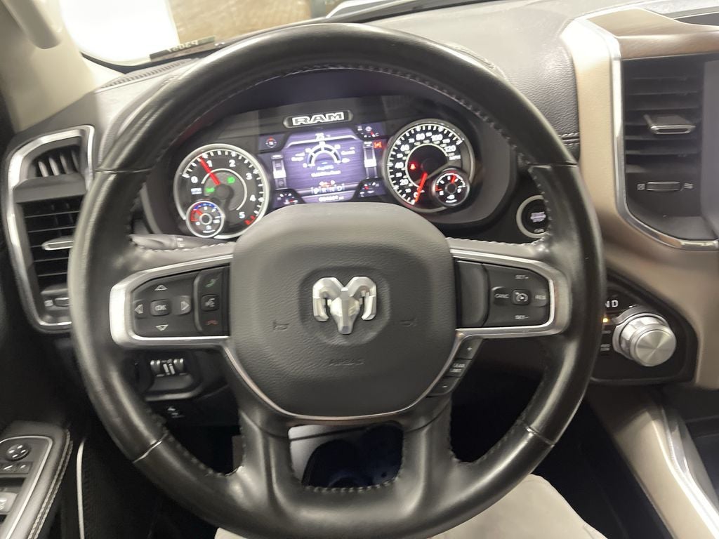 2022 RAM 1500 Laramie Crew Cab 4x4 5'7' Box