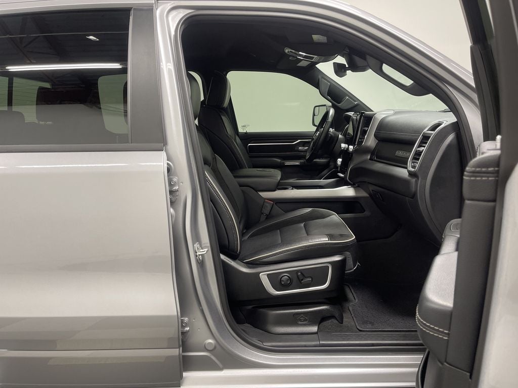 2024 RAM 1500 Laramie Crew Cab 4x4 5'7' Box
