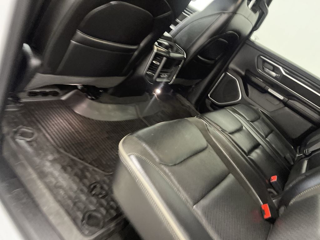 2023 RAM 1500 Laramie Crew Cab 4x4 5'7' Box