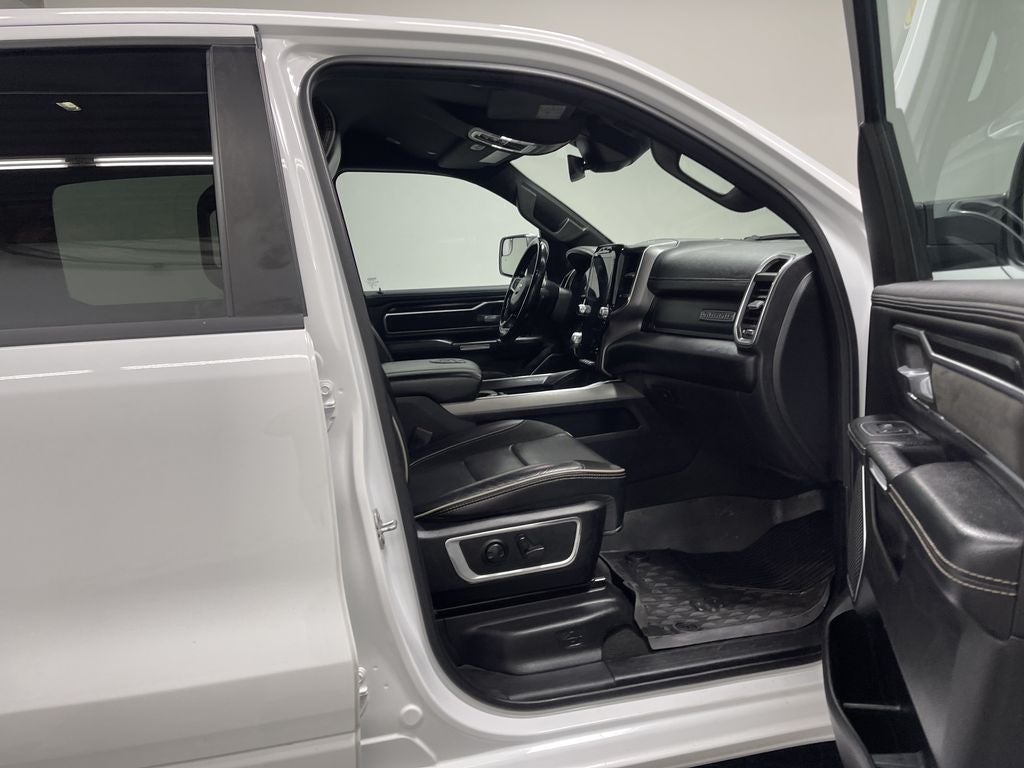 2023 RAM 1500 Laramie Crew Cab 4x4 5'7' Box