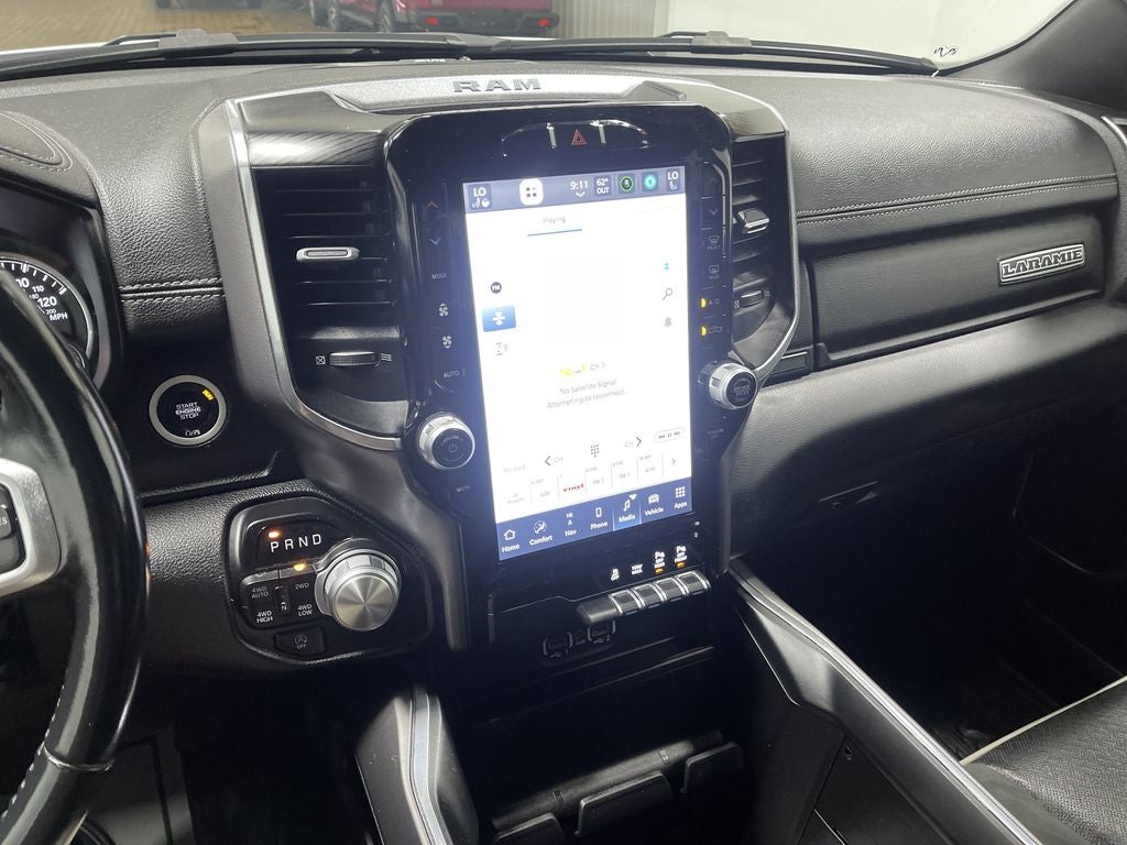 2023 RAM 1500 Laramie Crew Cab 4x4 5'7' Box