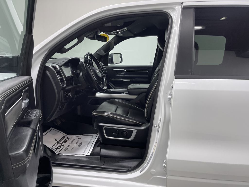 2023 RAM 1500 Laramie Crew Cab 4x4 5'7' Box