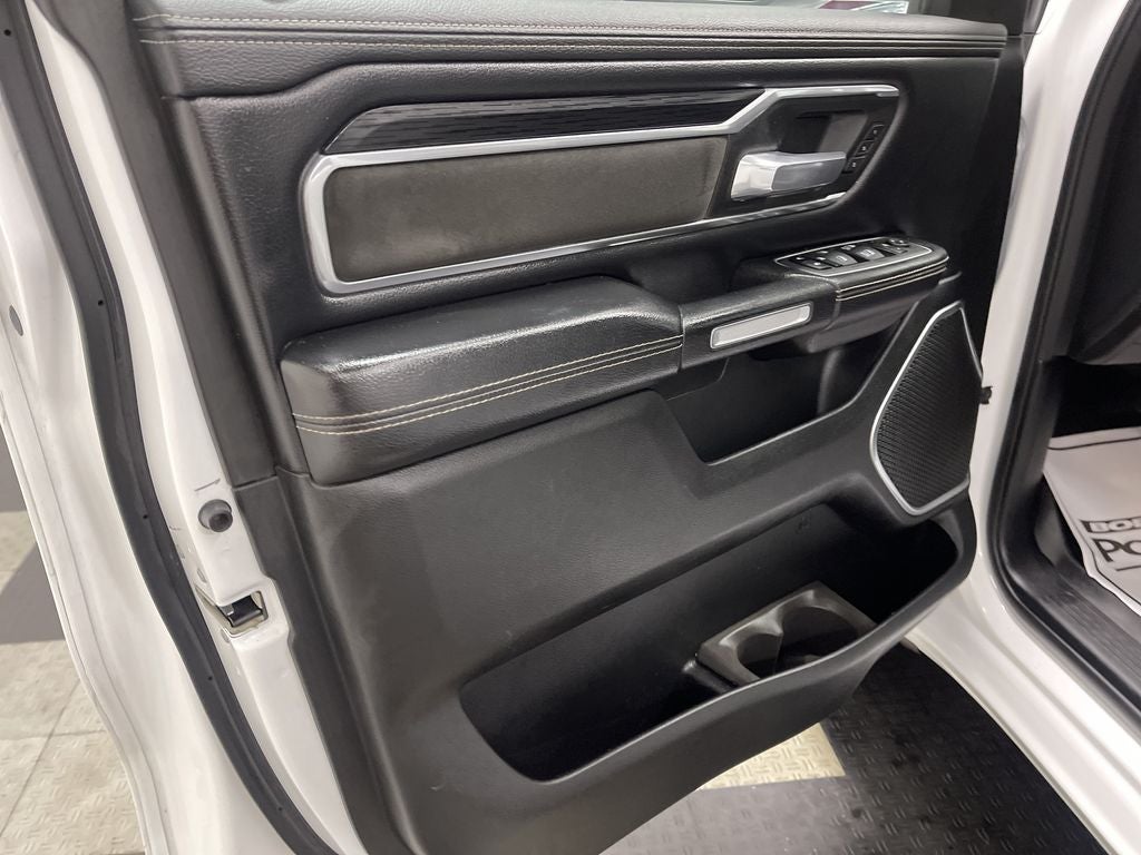 2023 RAM 1500 Laramie Crew Cab 4x4 5'7' Box