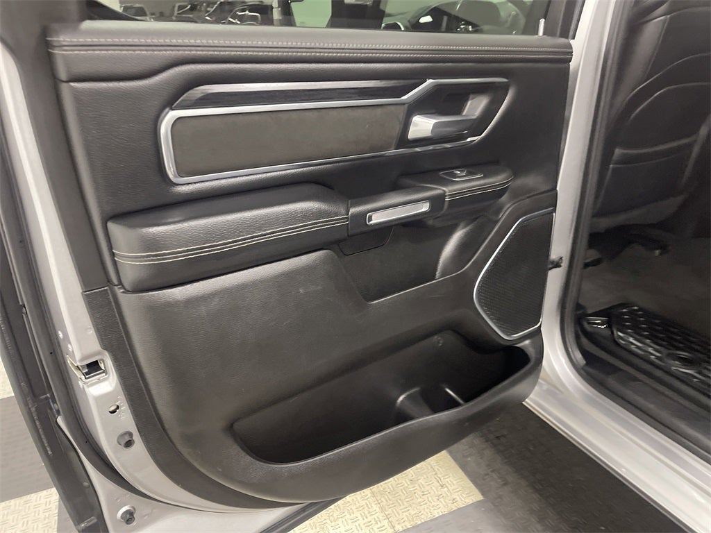 2024 RAM 1500 Laramie Crew Cab 4x4 5'7' Box