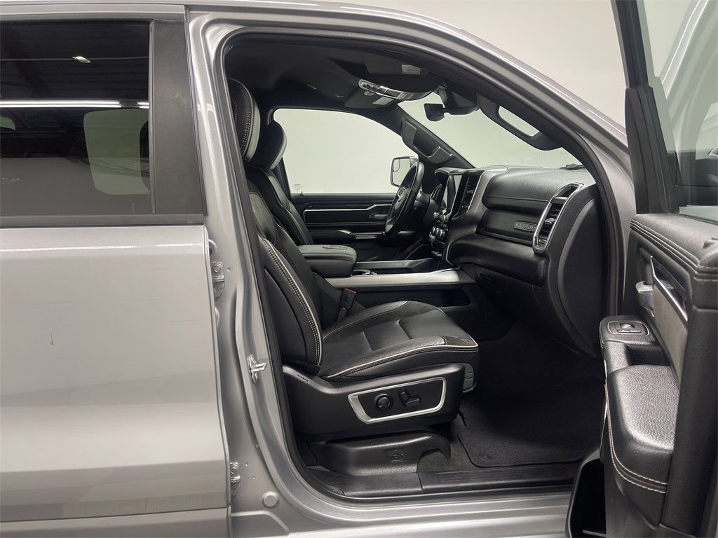 2024 RAM 1500 Laramie Crew Cab 4x4 5'7' Box