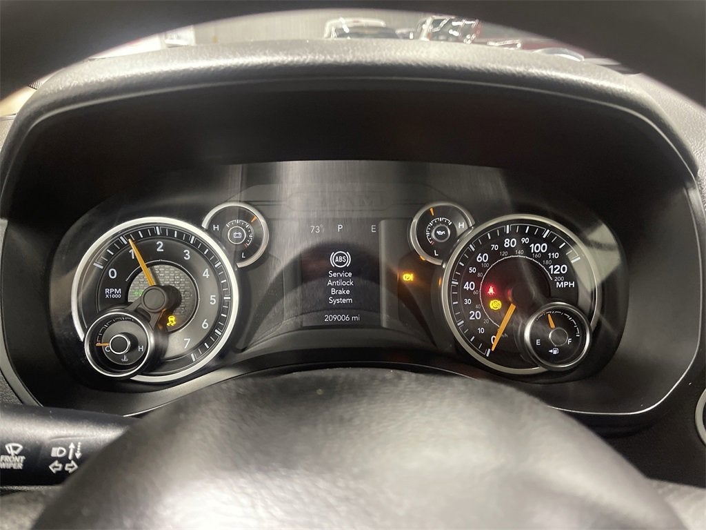 2019 RAM 1500 Tradesman Crew Cab 4x4 6'4' Box