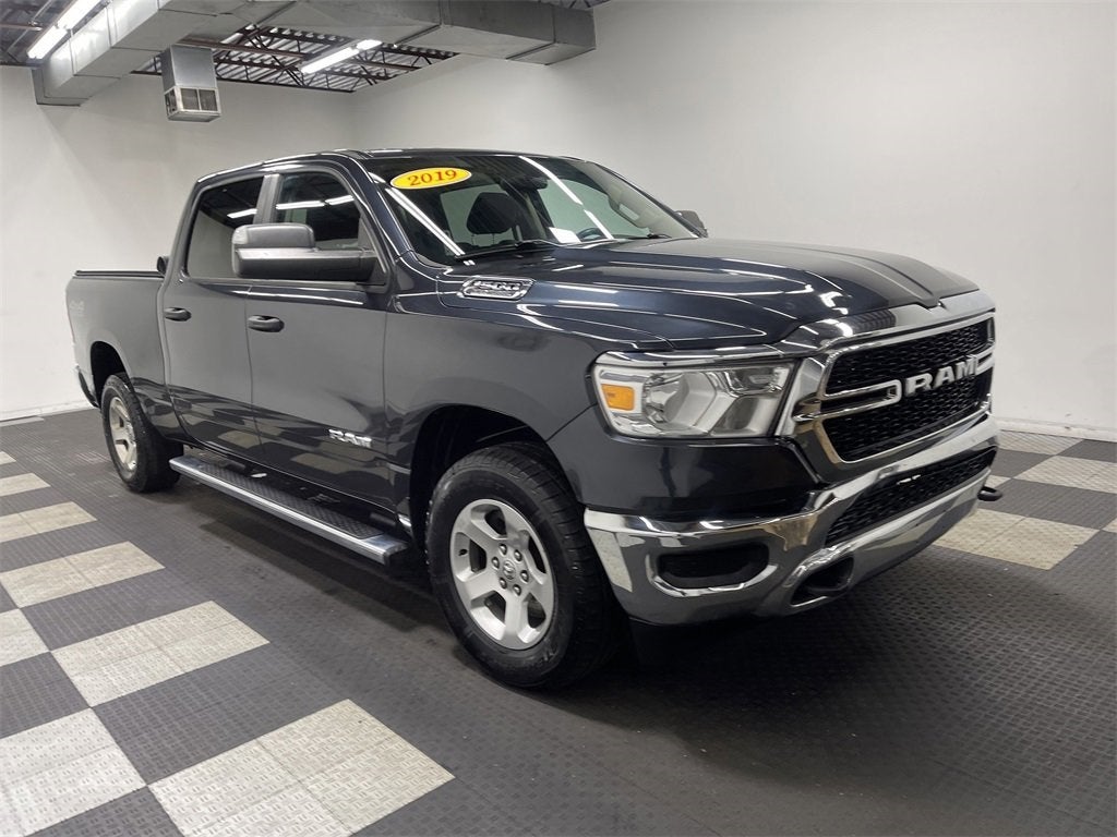 2019 RAM 1500 Tradesman Crew Cab 4x4 6'4' Box