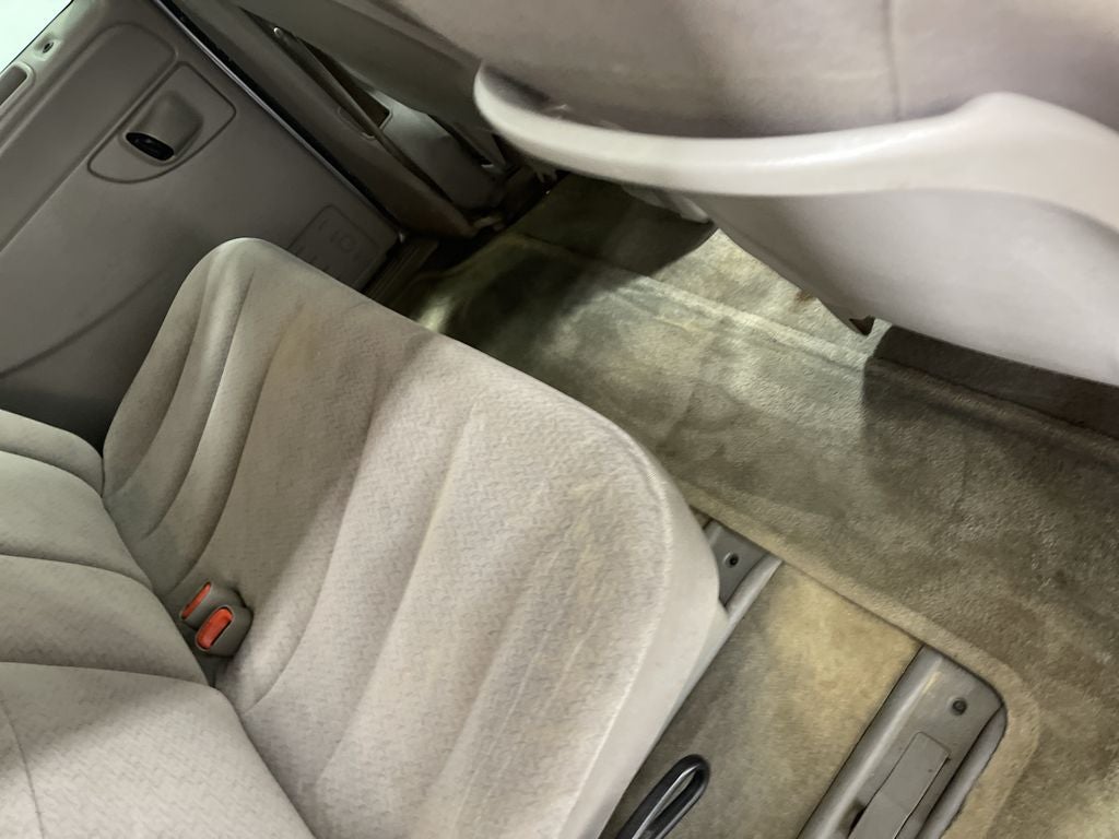 2003 Dodge Caravan SE