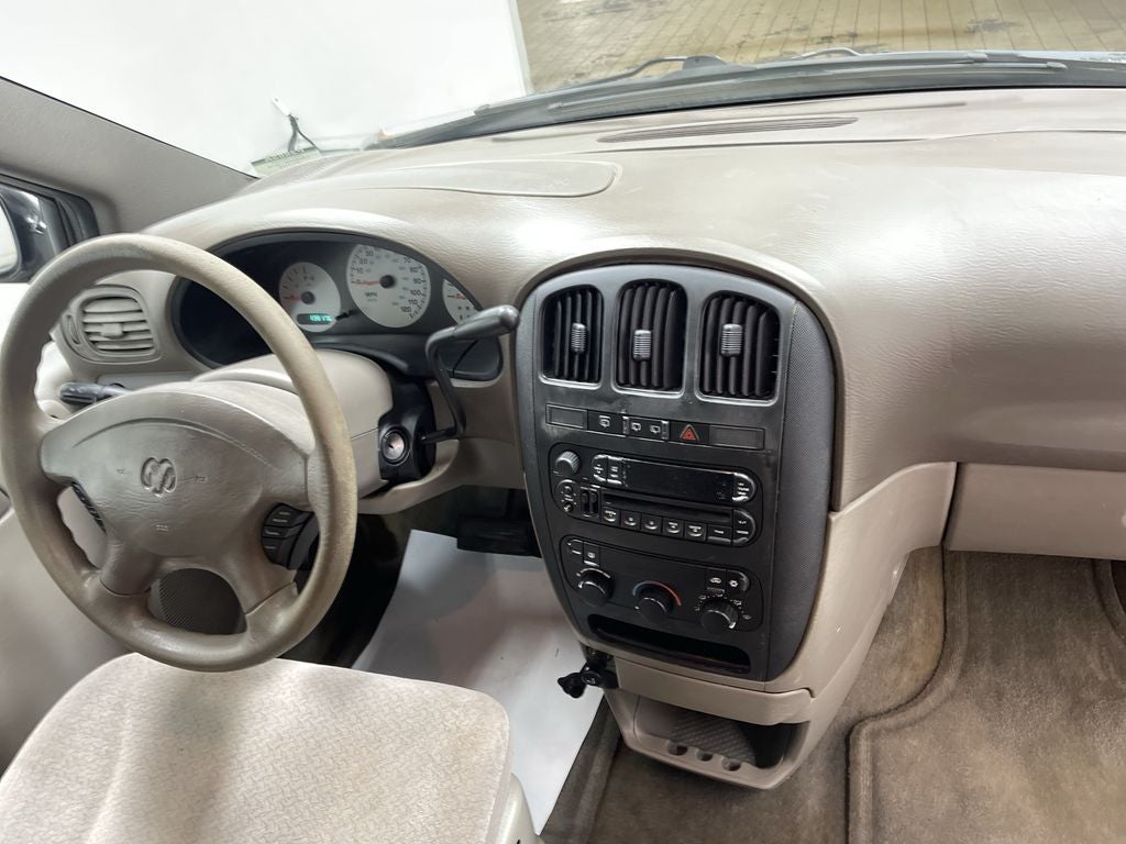 2003 Dodge Caravan SE