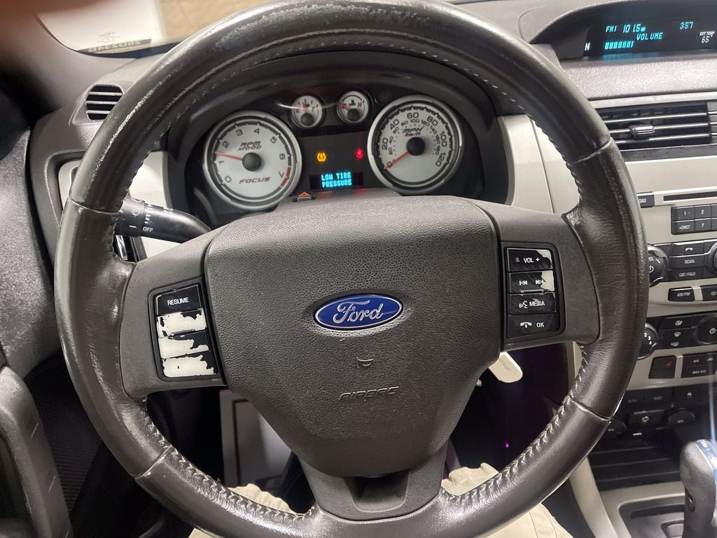 2010 Ford Focus SES