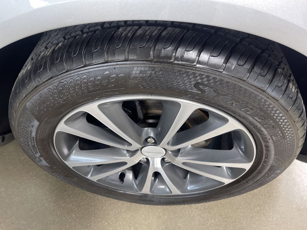 2004 Ford Thunderbird Base