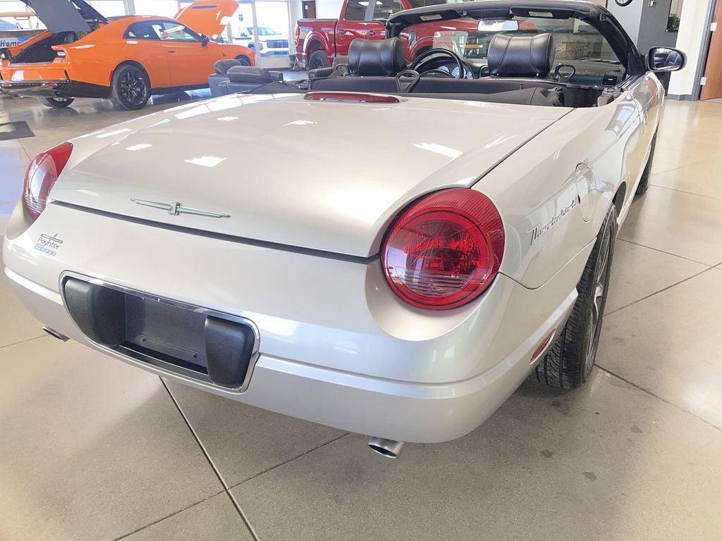2004 Ford Thunderbird Base