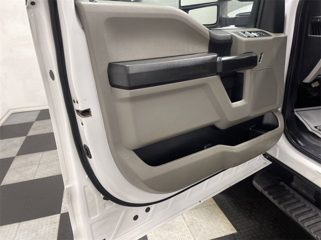 2020 Ford F-550 Chassis XL