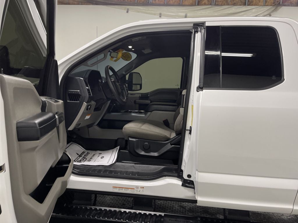 2021 Ford F-550 Chassis XLT DRW
