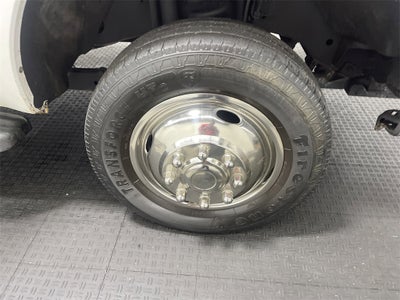 2015 Ford F-350 Chassis XL