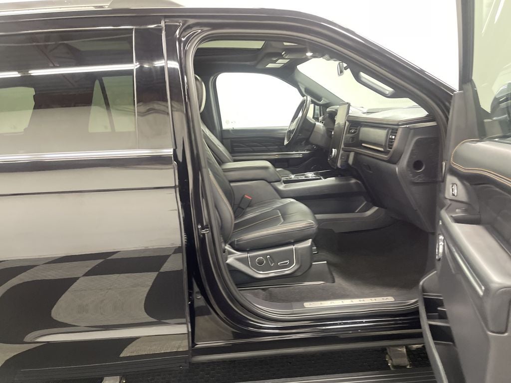 2024 Ford Expedition Platinum
