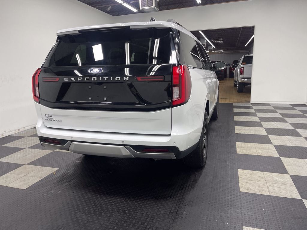 2025 Ford Expedition Platinum