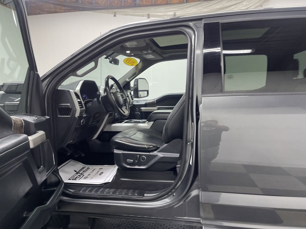 2019 Ford F-350 LARIAT