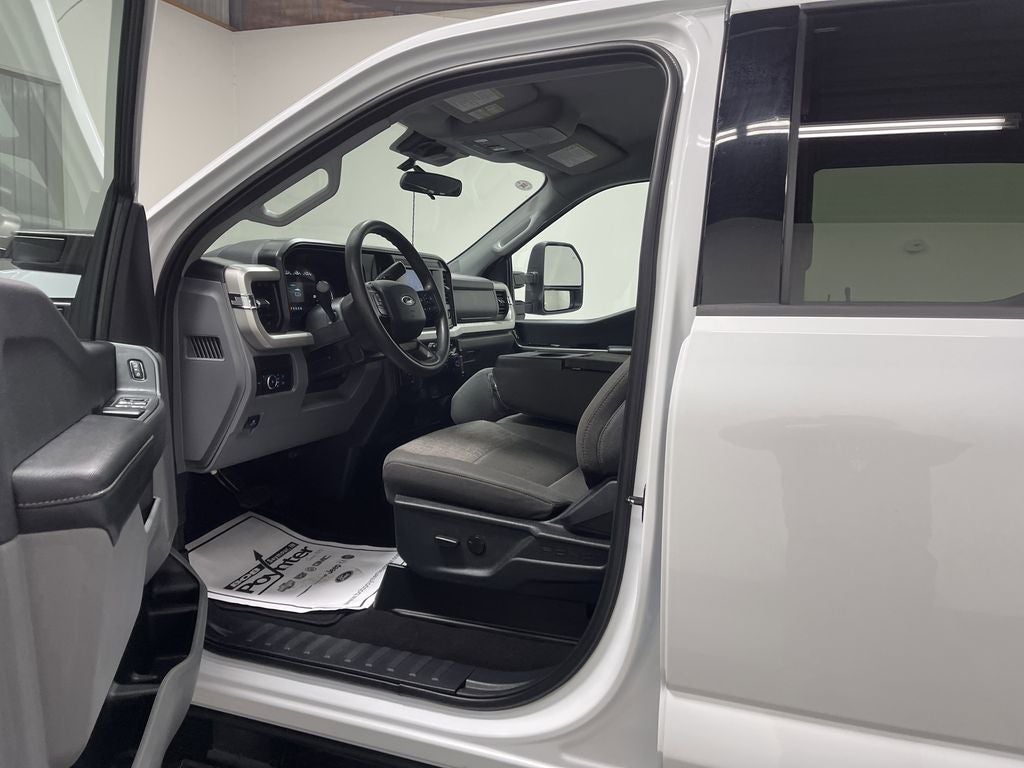 2026 Ford F-350 XLT