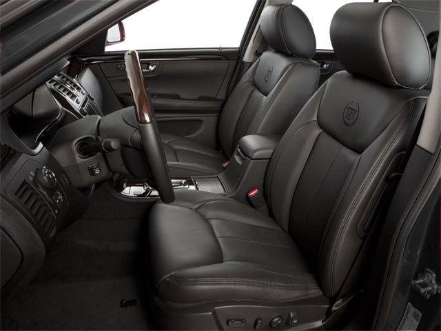 2010 Cadillac DTS Luxury Collection