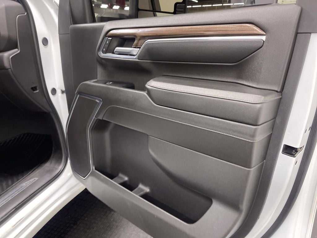 2024 Chevrolet Silverado 2500HD 4WD Crew Cab Long Bed LT