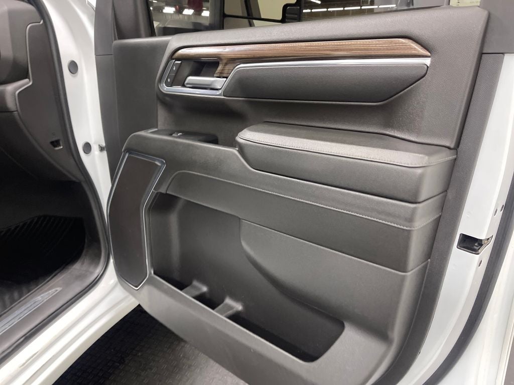 2024 Chevrolet Silverado 2500HD 4WD Crew Cab Long Bed LT