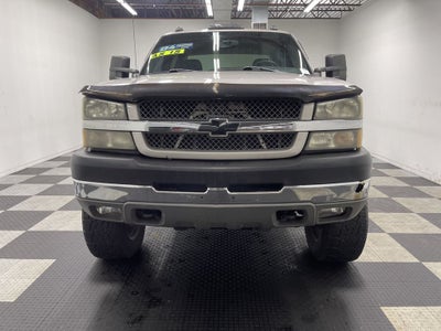2004 Chevrolet Silverado 2500HD LS