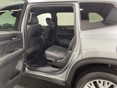 2024 GMC Acadia FWD Elevation