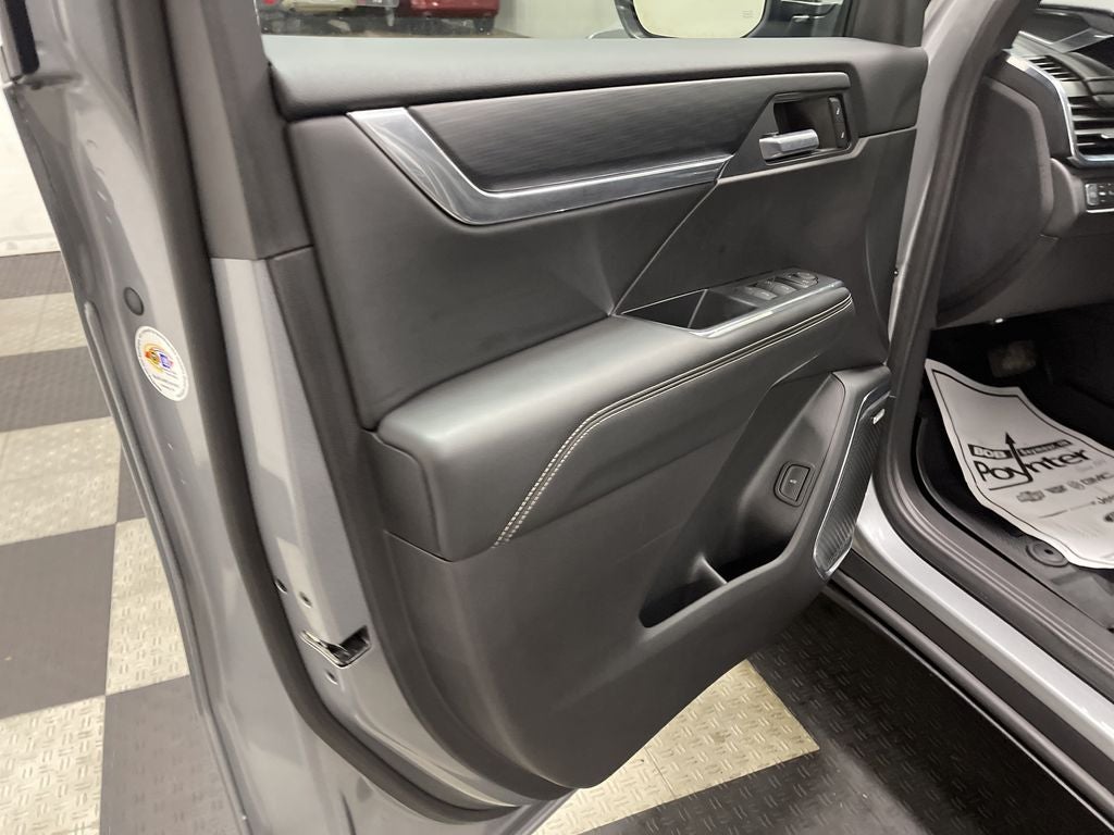 2024 GMC Acadia FWD Elevation