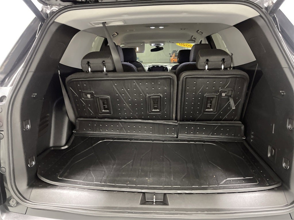 2020 Chevrolet Traverse AWD LT Cloth