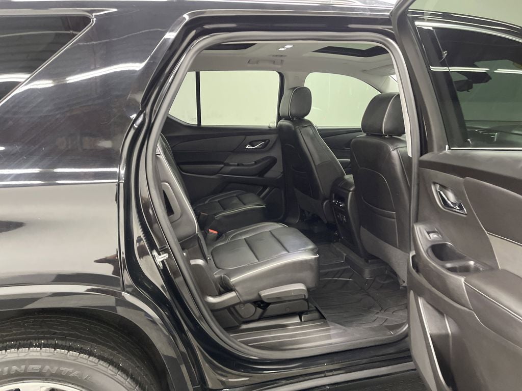 2021 Chevrolet Traverse AWD High Country