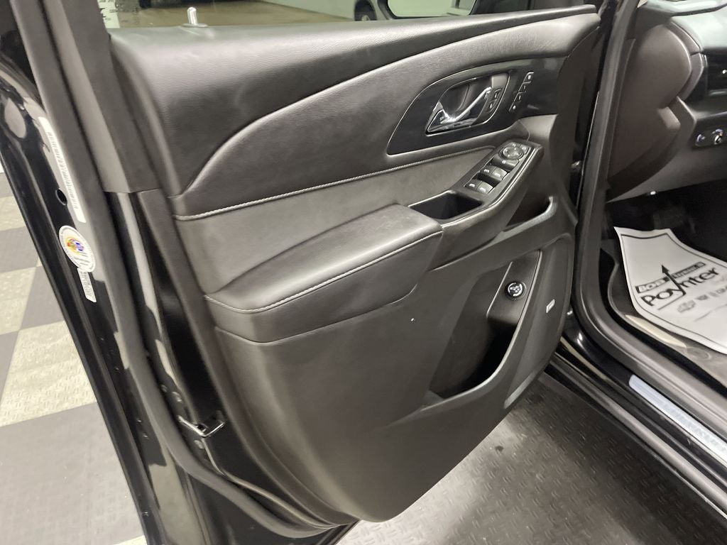 2021 Chevrolet Traverse AWD High Country