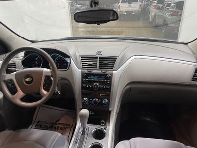 2011 Chevrolet Traverse LS
