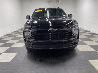 2025 Chevrolet Suburban 4WD RST