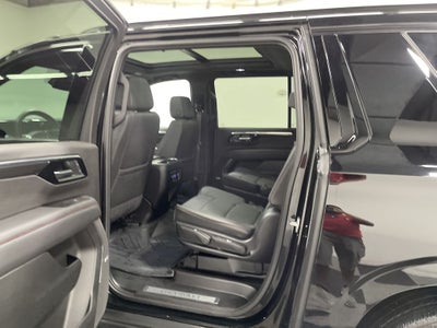 2025 Chevrolet Suburban 4WD RST