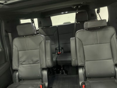 2025 Chevrolet Suburban 4WD RST